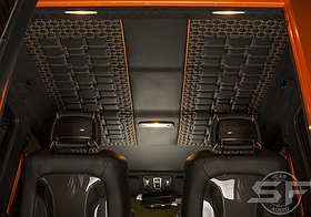 Mercedes Benz G63 AMG тюнинг, установка аудиосистемы и раздельный задний ряд. sf-audio sf-design в автомобили w463 w464