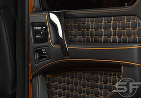 Mercedes Benz G63 AMG тюнинг, установка аудиосистемы и раздельный задний ряд. sf-audio sf-design в автомобили w463 w464 Автозвук highend
