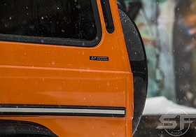 Mercedes Benz G63 AMG тюнинг, установка аудиосистемы и раздельный задний ряд. sf-audio sf-design в автомобили w463 w464